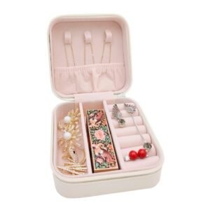 jig-tik-faux-leather-mini-jewelry-travel-case-small-travel-jewelry-organizer-box-for-rings-earrings-necklaces-bracelets-portable-jewelry-storage-box-white